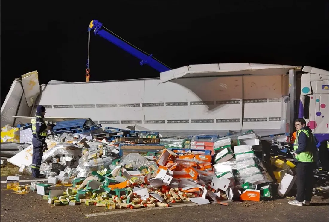 Un poids-lourd s'est couché sur l'A81